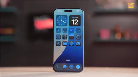 苹果屏下Face ID专利出炉:iPhone 18或告别药丸屏,迎接真全面屏时代