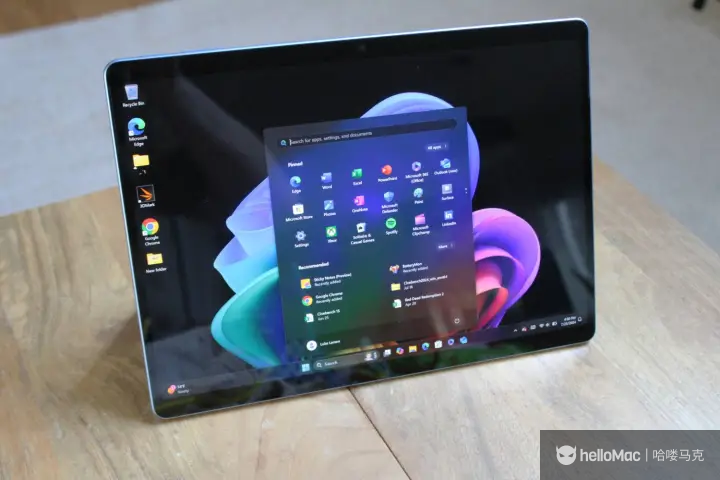 苹果 MacBook Air 13 (M4) 与微软 Surface Pro 11：谁是最佳便携伴侣？